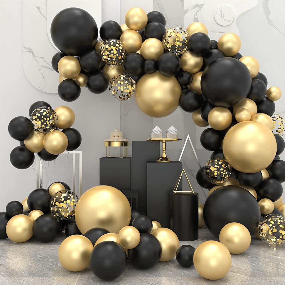 Black and Gold Balloon Arch - Luxurious and Bold Decor for Glamorous Celebrations!