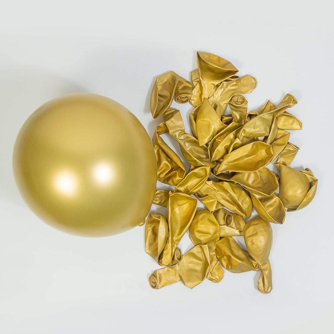 Classic White and Gold Balloon Display - Opulent and Graceful Decor for Grand Occasions!